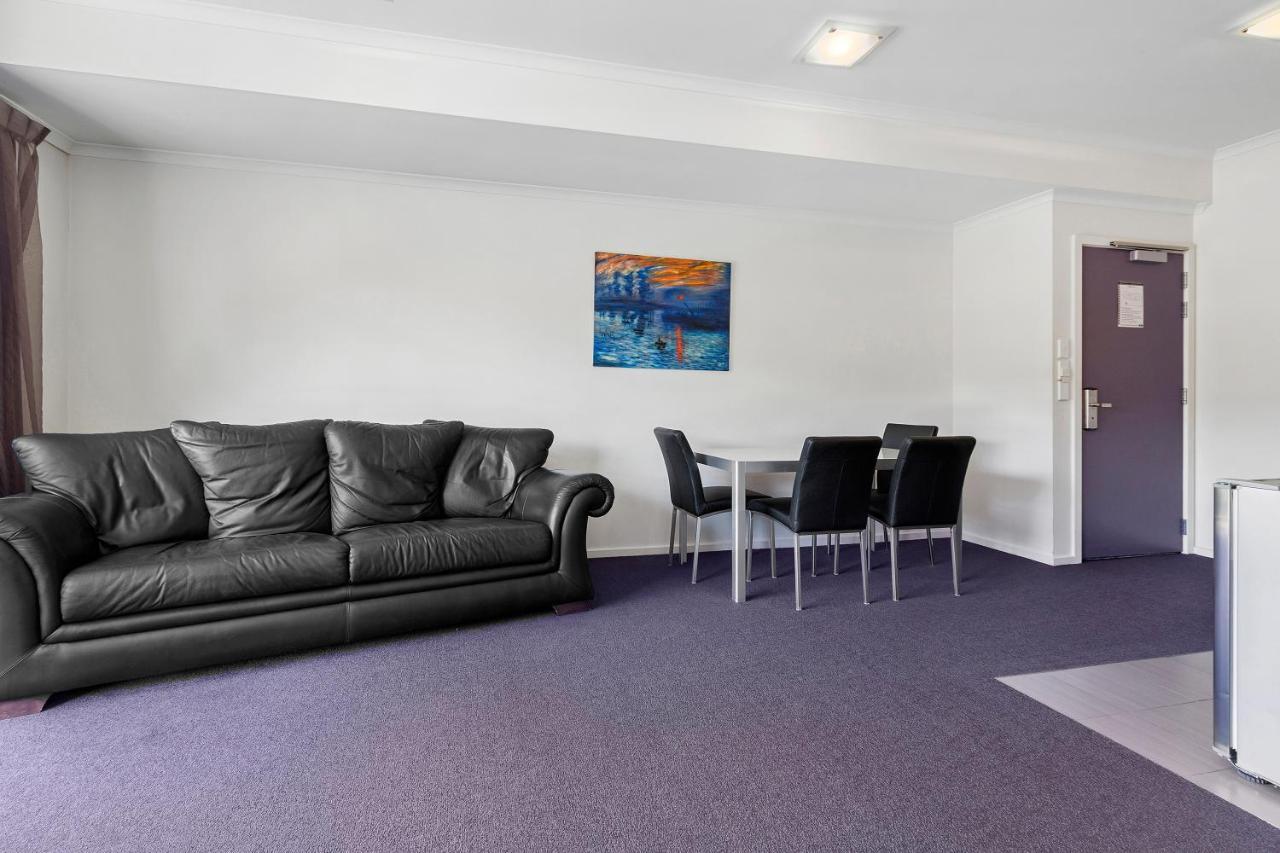 Amethyst Court Motor Lodge Porirua Room photo